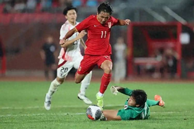 爆冷!亚洲杯强队意外出局震惊全场 爆冷!亚洲杯强队意外出局震惊全场