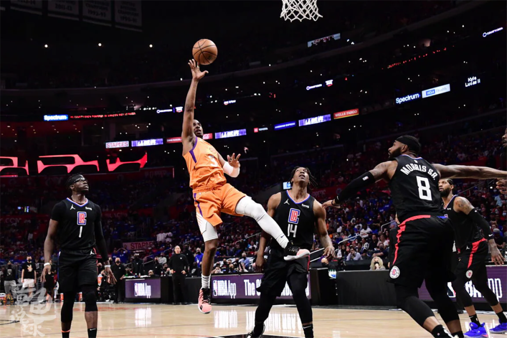 山西队险胜爵士，保罗扛起全队