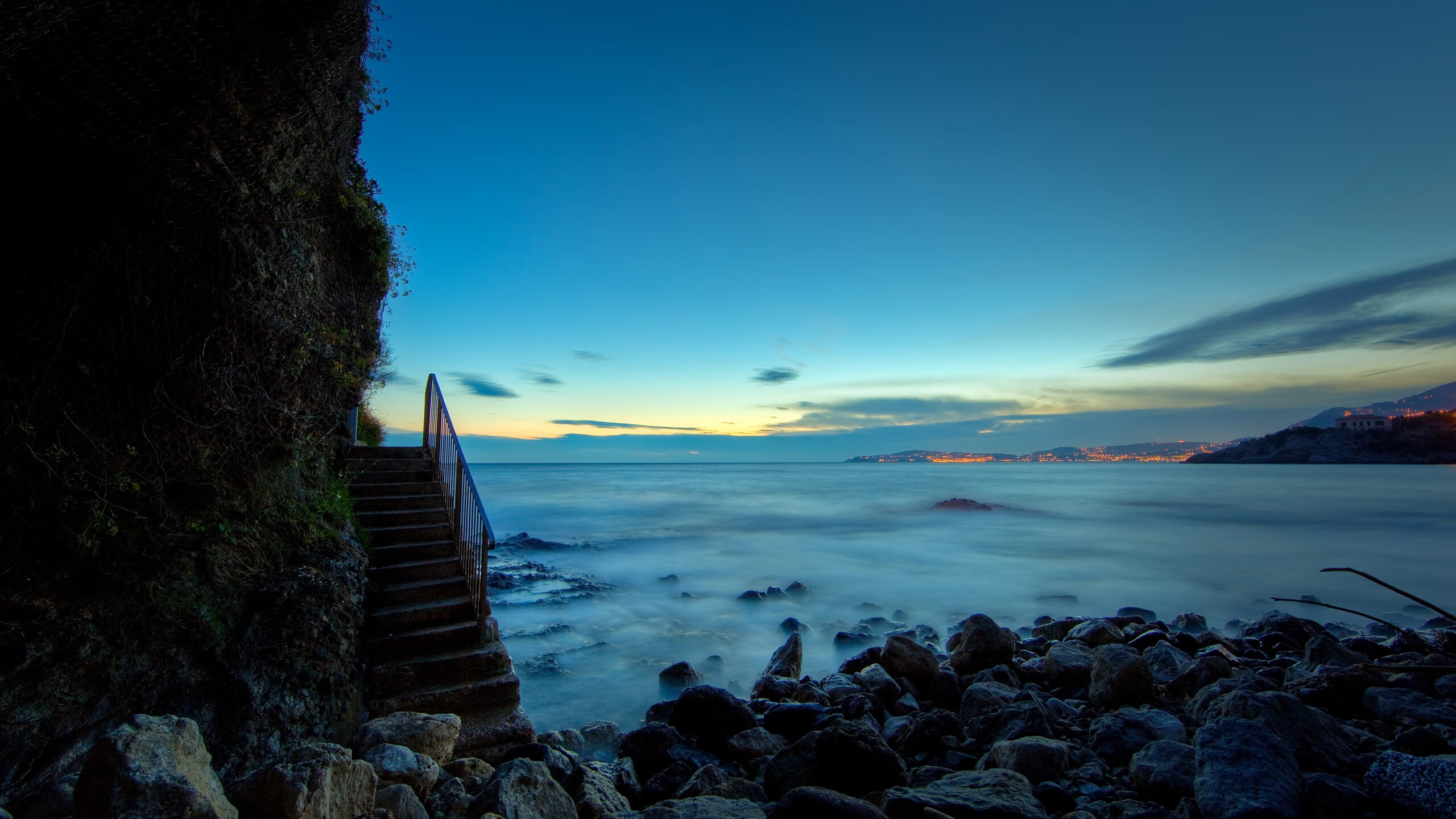 风暴席卷鹏城,篮网队攻防一体粉碎深圳,米切尔如全能引擎带动全队节奏