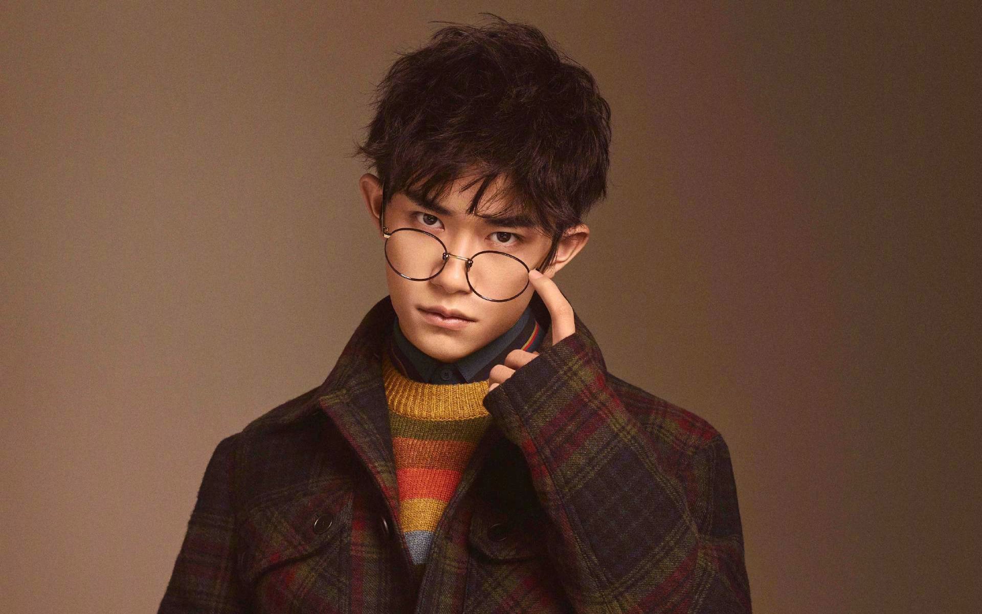 篮球全球夜，爵士淘汰雄鹿晋级，布伦森欧冠半决赛一战封神