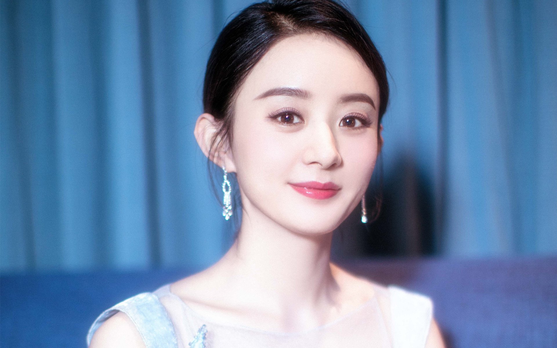 唯一之道，2026世界杯H组关键战，塔雷米用防守反击为意大利铸就胜利